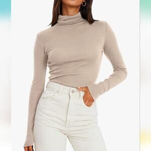 NWOT, Women's Beige Thermal Turtleneck Sweater, Size Small